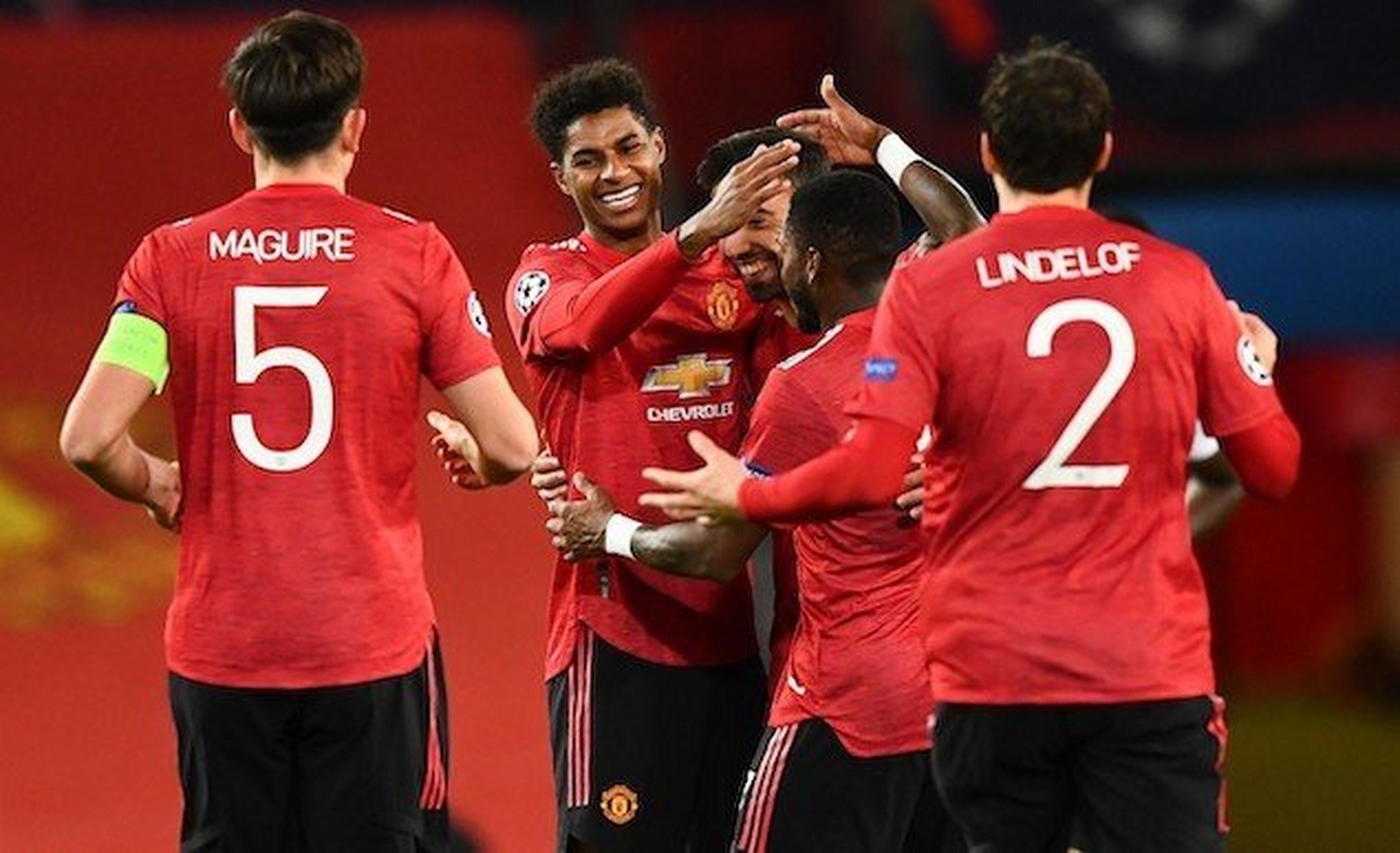 包含阿扎伦卡连续三场比赛得分超过关键助攻，曼联挑战极限！的词条