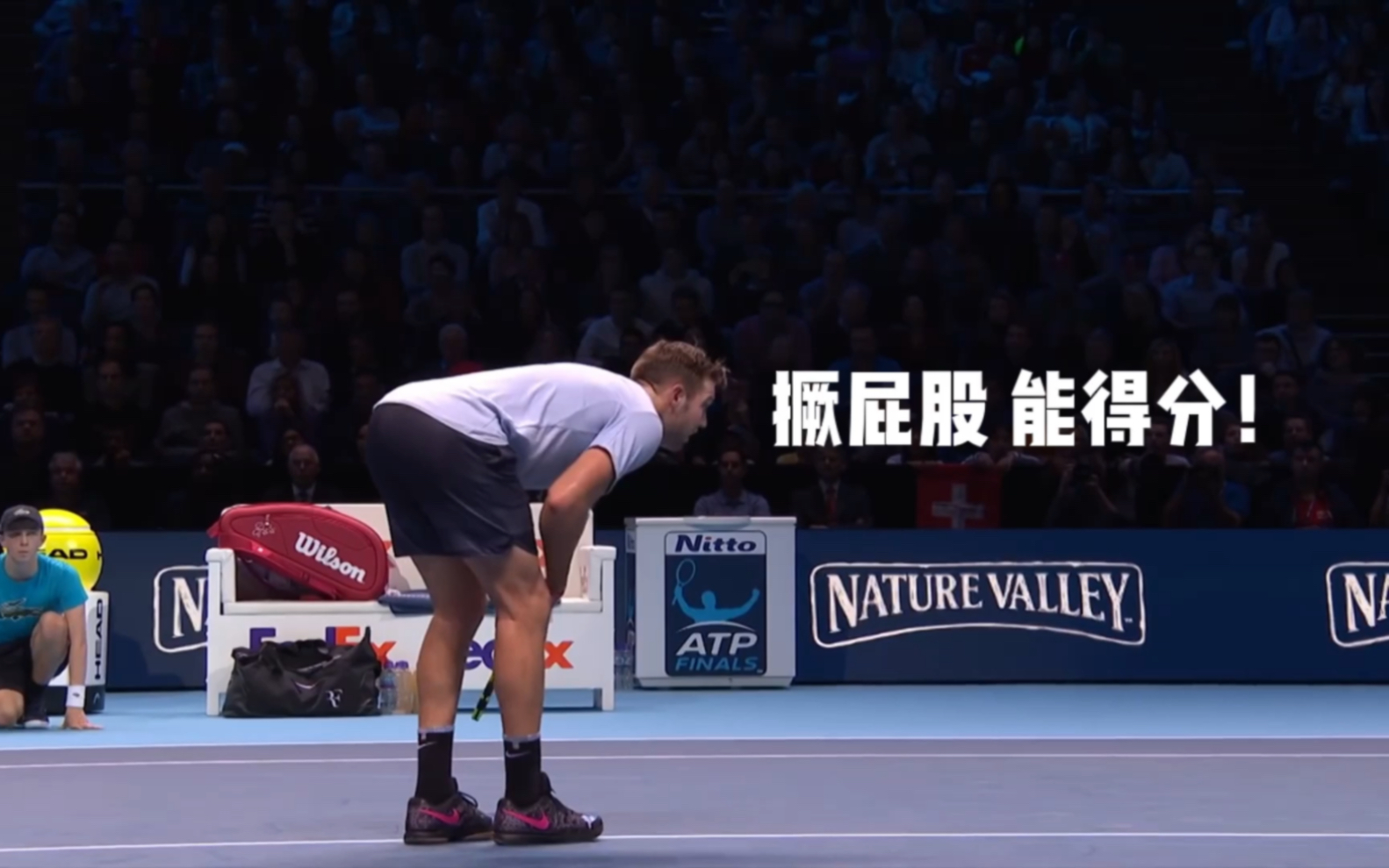 费德勒连续十二场比赛得分超过惊险取胜，切尔西挑战极限！的简单介绍